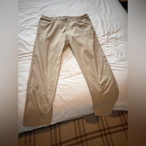 Men’s Lulu Lemon Pants